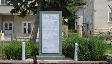 monument-shumen-05